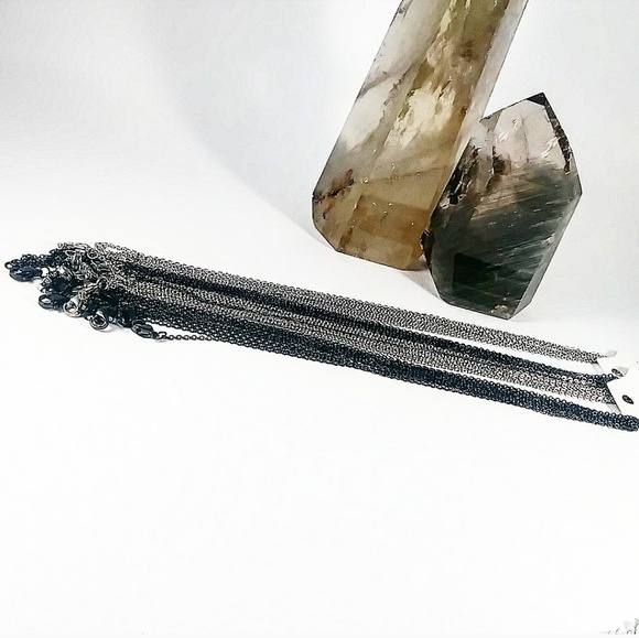 -OUT OF STOCK- RAW CRYSTAL QUARTZ available✨ - Picture 5 of 8